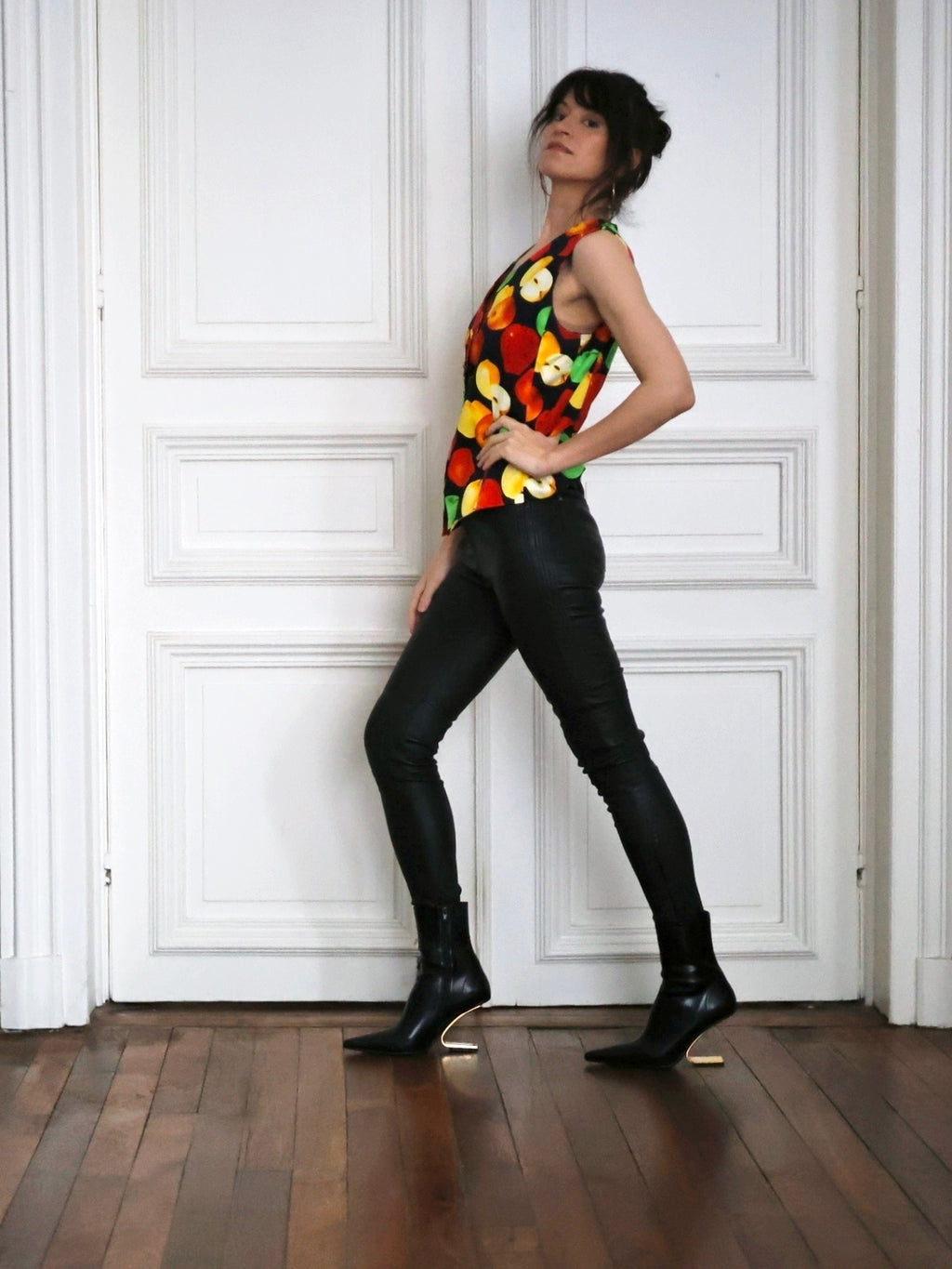 Gilet vintage Escada Margaretha Ley à imprimé pommes Ley 80s 90s