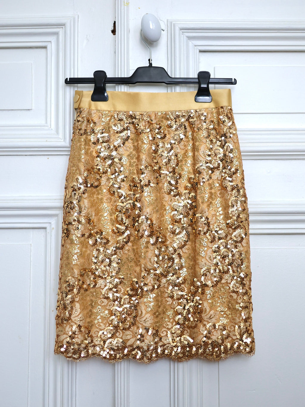 Jupe Escada vintage Margaretha Ley à sequins dorés, dentelle et soie