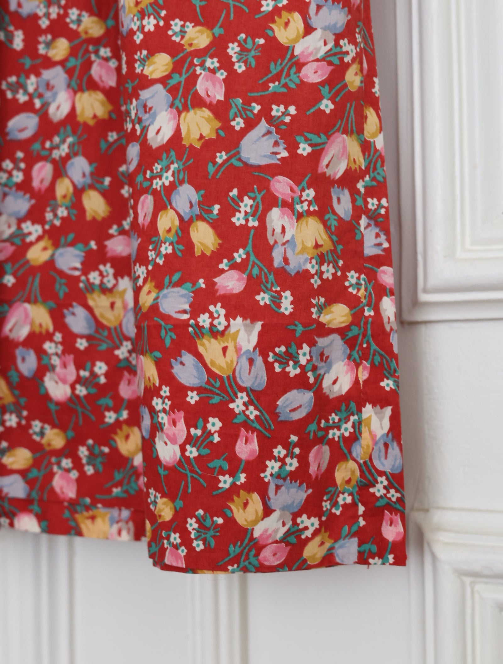 Robe Guy Laroche en coton fleuri rouge brique 70s